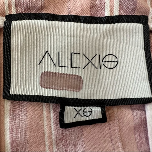 Alexis  Linen Blend The Brandy Mini Dress Ruffle Hem in Rose Stripe SZ XS - Picture 13 of 16